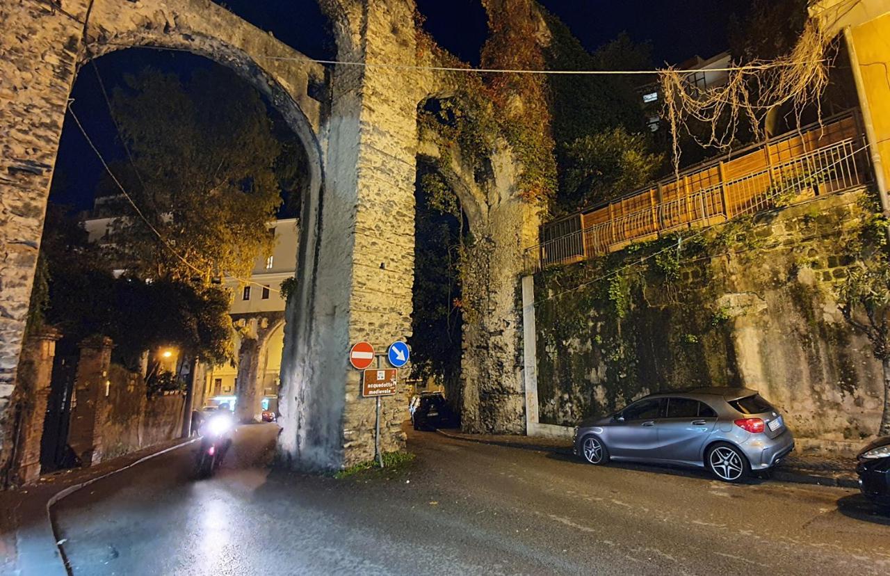 La Casa Sugli Archi Bed and Breakfast Salerno Exteriör bild