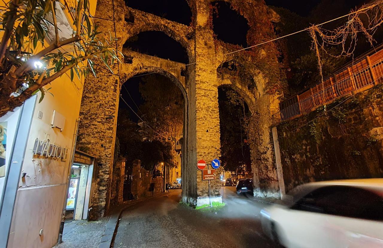 La Casa Sugli Archi Bed and Breakfast Salerno Exteriör bild