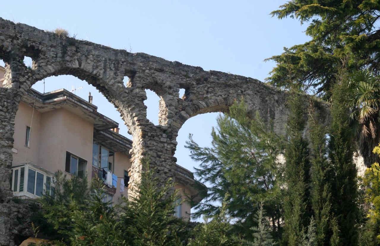 La Casa Sugli Archi Bed and Breakfast Salerno Exteriör bild